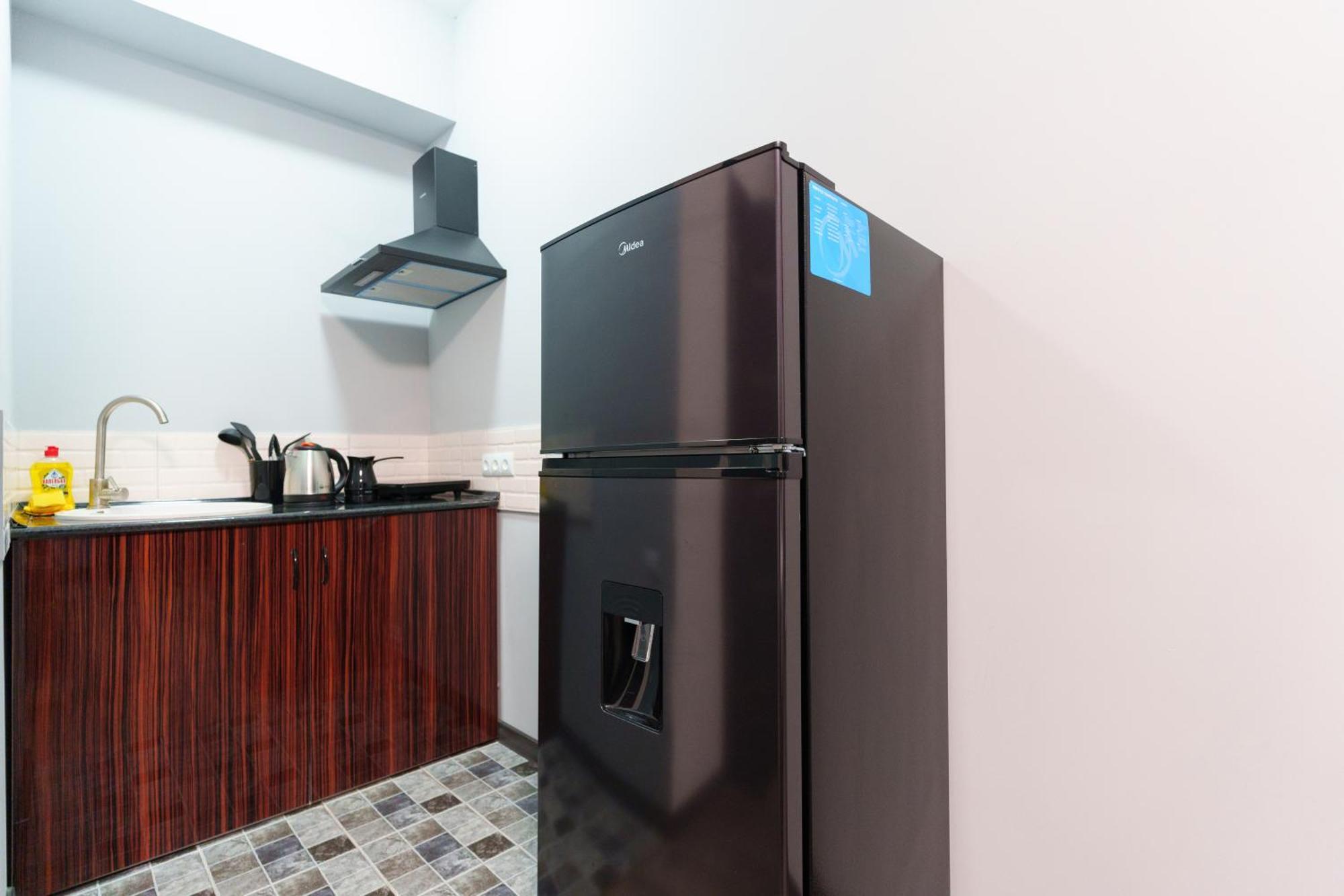 Gh Family Hotel Yerevan Bagian luar foto
