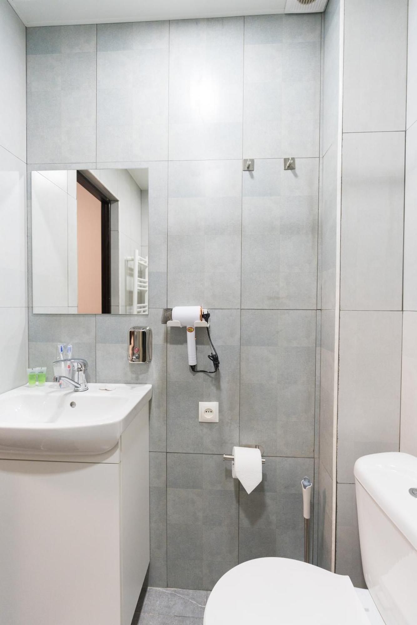 Gh Family Hotel Yerevan Bagian luar foto